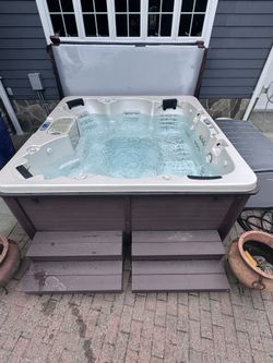 ThermoSpas Manhattan Diamond Designer Series 6 person Spa/Hot Tub Diamond package