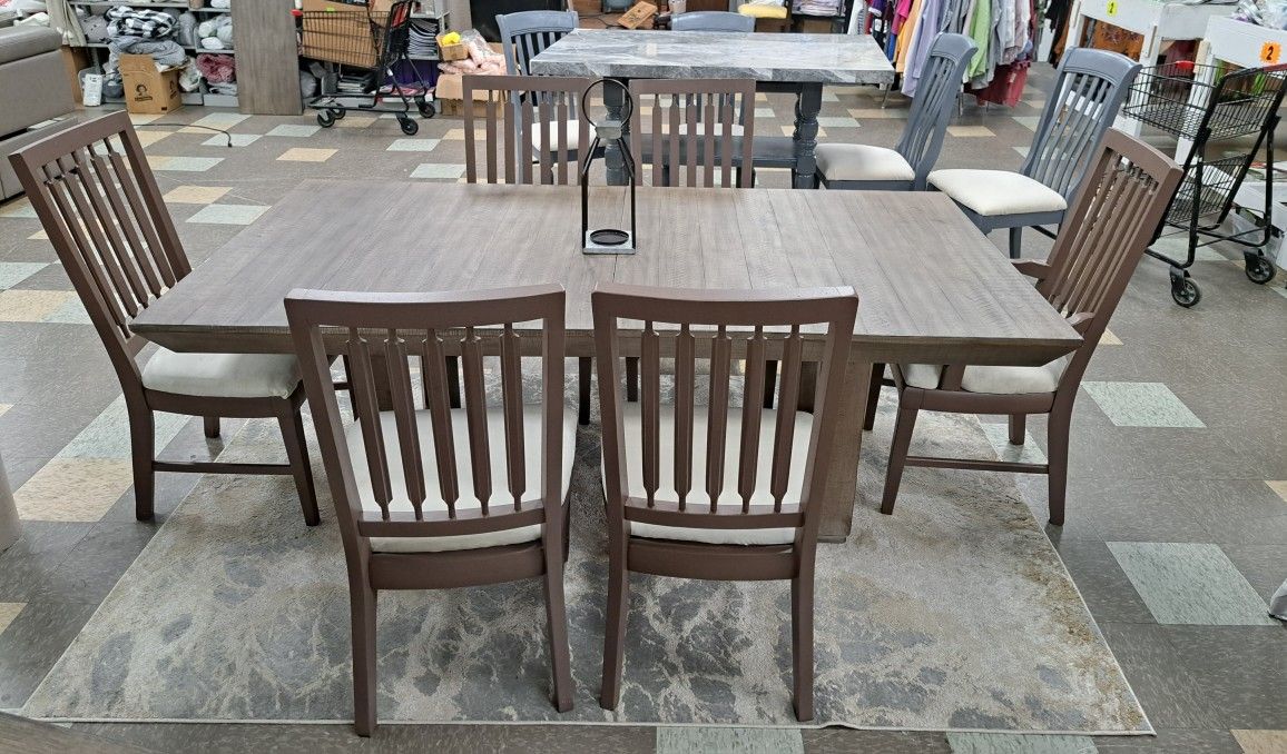 BRAND NEW Signature Design by Ashley Langford Extendable Dining Table