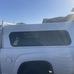 Locking Metal Camper Cover for Smaller Truck