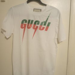 Gucci  T Shirt Sizes Medium 
