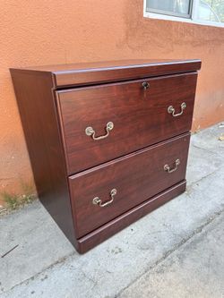 Wooden 2-Drawer Locking File Cabinet (Key Included)