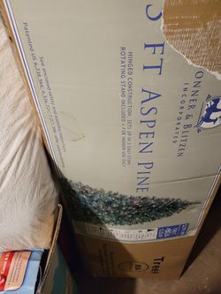 Aspen Pine Pre Lit Christmas Tree