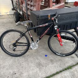 4900 Trek Bike