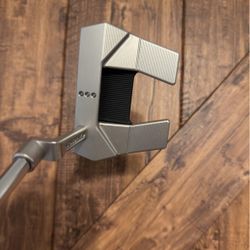 2025 Scotty Cameron Phantom 5.2 Putter