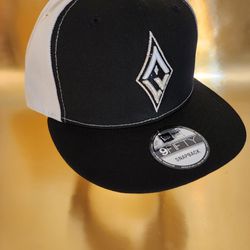Las Vegas Aces WNBA New Era Silver & Black 9Fifty Snapback Hat 