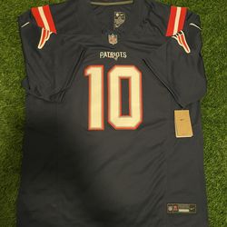 New England Patriots Drake Maye Vapor FUSE Limited Jersey - Men’s XXL