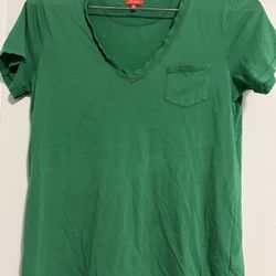 Hi-Line Ladies Pocket T-shirt - Size Medium - Green