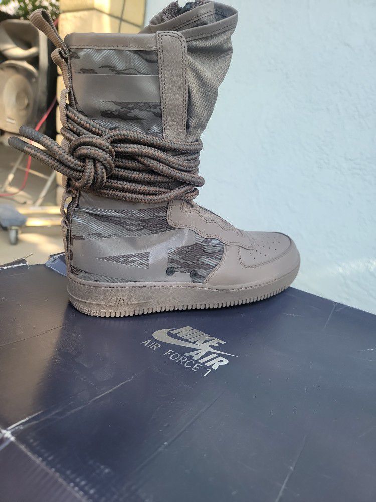Nike Air Force 1 Military Boots, Brown And Ridgerock