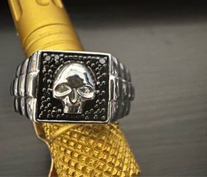 Men's Sterling Silver Skull Ring with Black Diamonds size 11