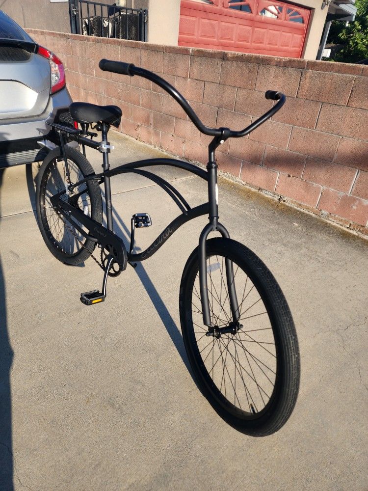 Black Electra 26in New Condition No Scratches