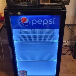 MINI FRIDGE