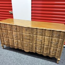 Vintage French Provincial Eight Drawer Dresser