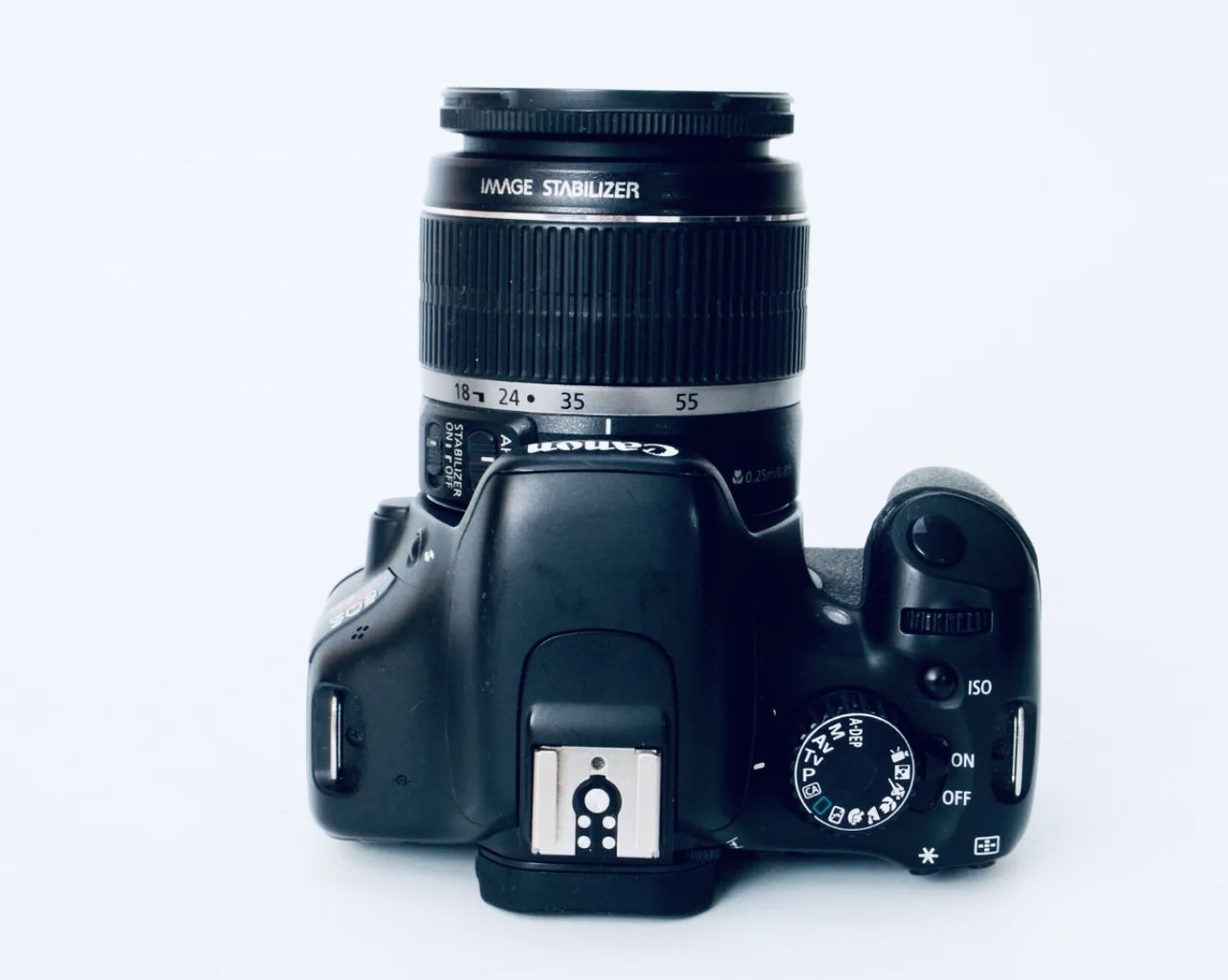 Canon EOS 550D Avec Objectif 18-55mm IS - Appareil Photo Numérique Reflex