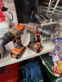 2 black and decker drills