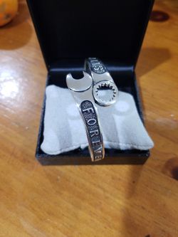 925 STERLING SILVER BRACELET .