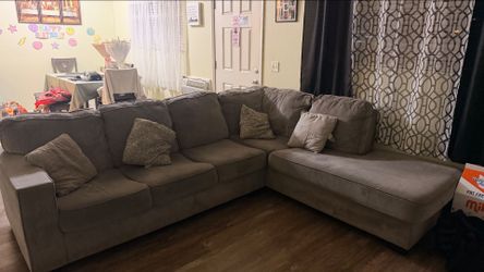 Gray Fabric L-Shaped Sectional Sofa