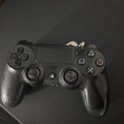 PlayStation 4 Controller 