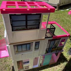 Barbie Dreamhouse