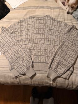 Fashion brand company sweater 2x/3x