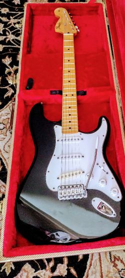 Jimmi Hendrix Style Strat, Reversed Larger Headstock, Classic Fender Black And Cool Maple + With a Nice Hard Case; Trade Your TELECASTER Or Best $