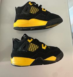 Retro Jordan 4’s