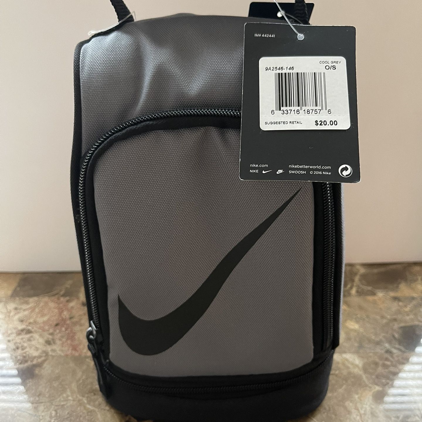 nike backpack cooler Nike Lunch Box Insulated Tote Lunchbox Upright Thermal Cooler Bag Black  Grey for Sale in Cranston, RI