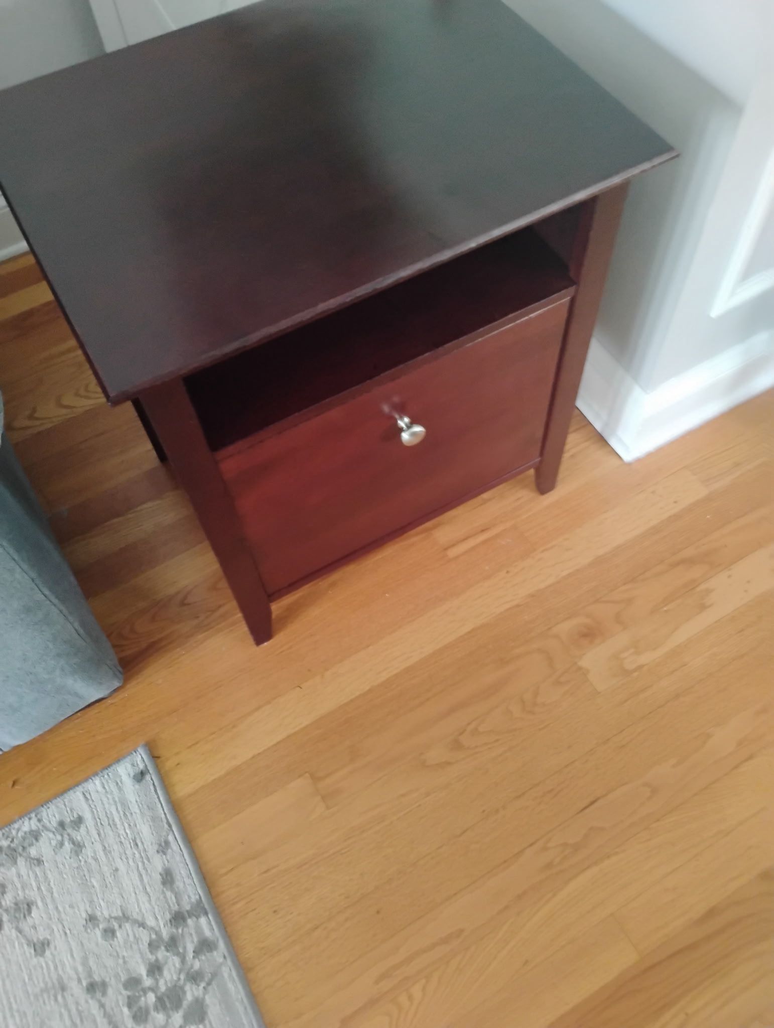Table - Night Stand Mahogany - 23”X18”-24” Tall