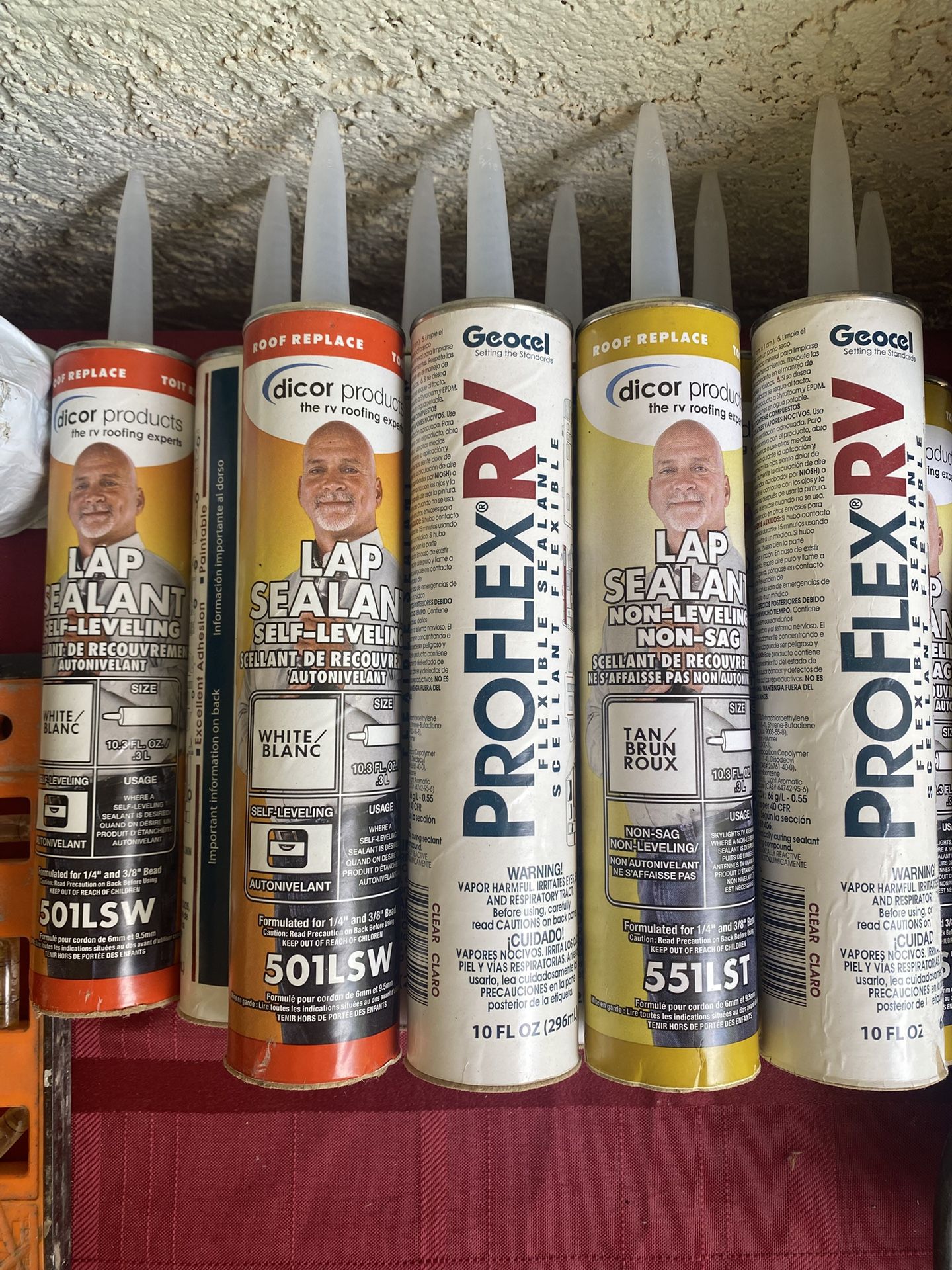 RV Caulking and Roof Sealing
