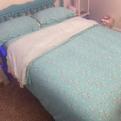 Full Size Bed 