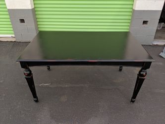 Dining Room Kitchen table 60" x 36" (no chairs)