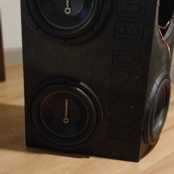 4 12in Subwoofers In A Ryno Pro Box Basically Brand New I Sold Car N Took Them Out