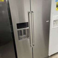 Kitchen Aid Side By Side In Stainless Steel Used