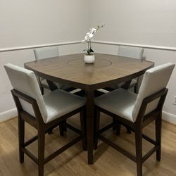 Counter Height Dining Table with 4 Chairs