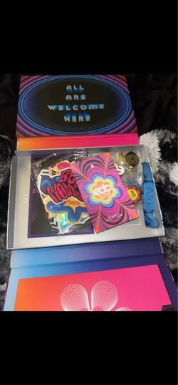 EDC GA + WRISTBAND N BOX