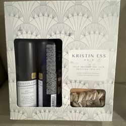 Brand new : Kristin ESS Dry Shampoo 