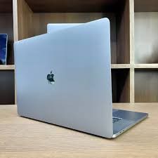 Apple Touchbar 16" Laptop