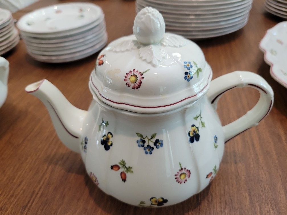 Teapot - Petite Fleur
by Villeroy & Boch