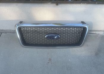 Ford F150 Chrome Grille