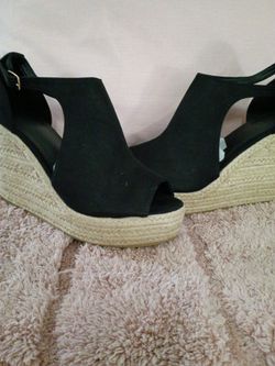 Black Wedges Size 8