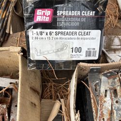 Concrete Panel Spreader Cleats