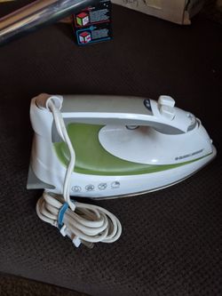 Black and Decker Iron