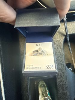 14 kt princess design diamond ring