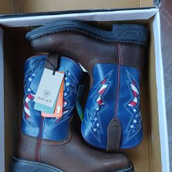Selling Toddler Boots 