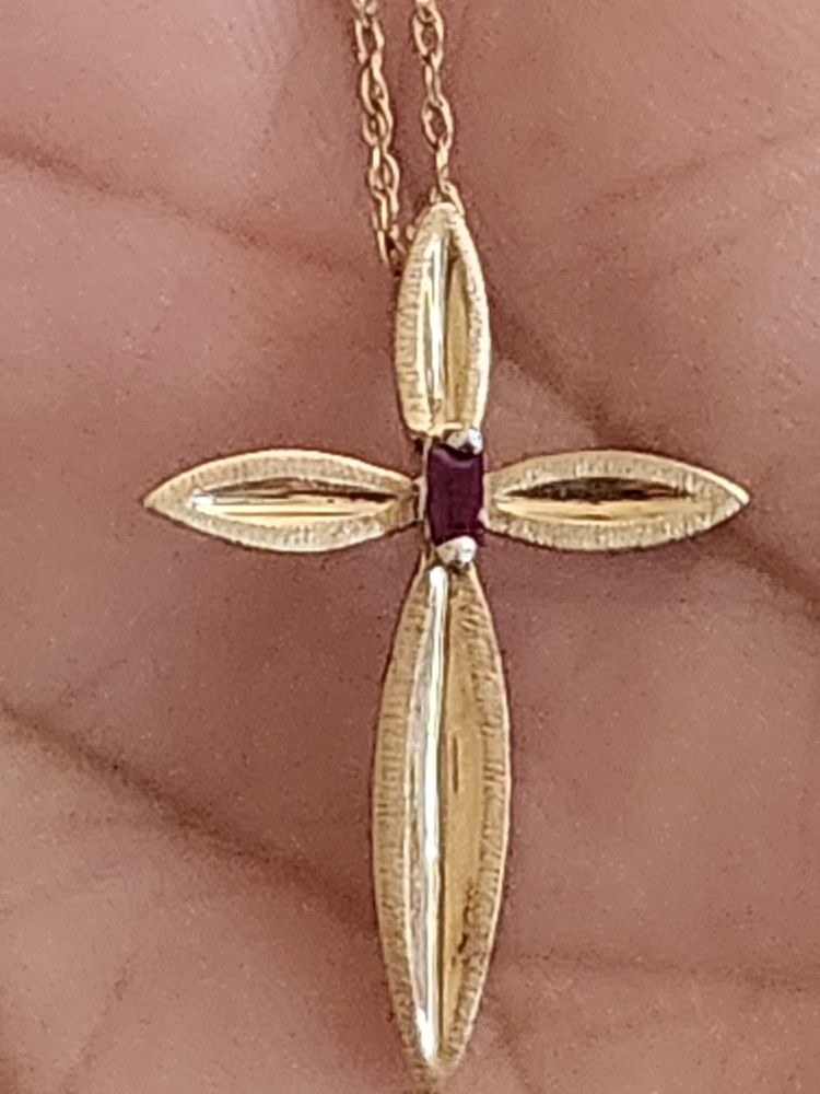 14kt GOLD NECKLACE WITH A RUBY CROSS PENDANT