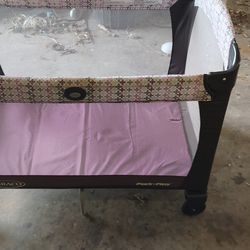 Graco Pack N' Play