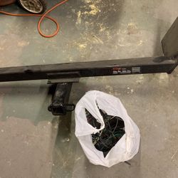 Curt Towing Hitch Package 2013 Dodge Grand caravan