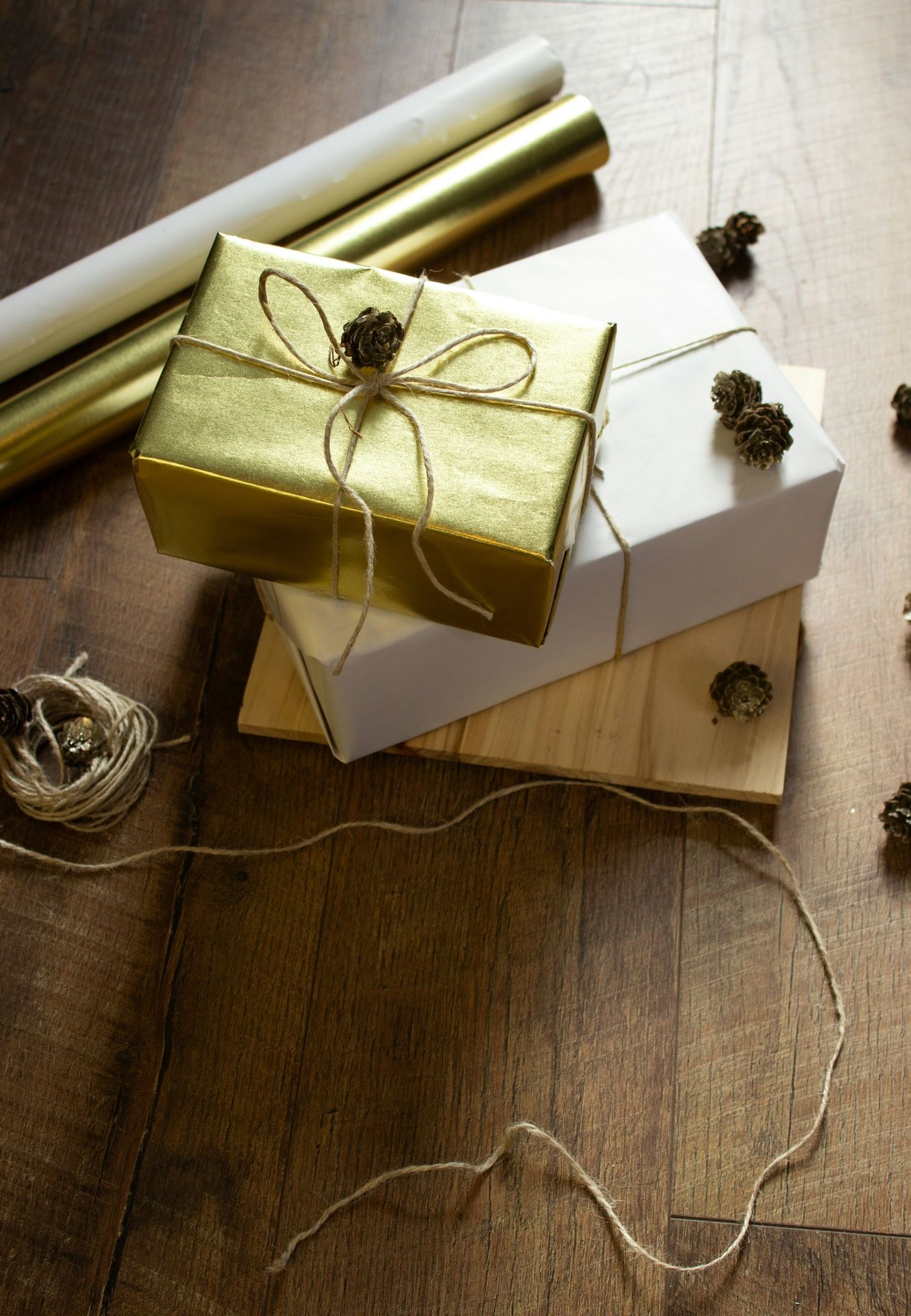 Professional Gift Wrapping Service β Holiday, Birthday, Events | Fast & Affordable