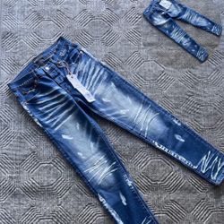 Size 30 purple Jeans Never wore 
