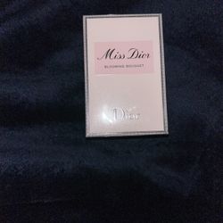 Miss Dior Perfume 