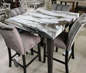 Counter Height Table set New